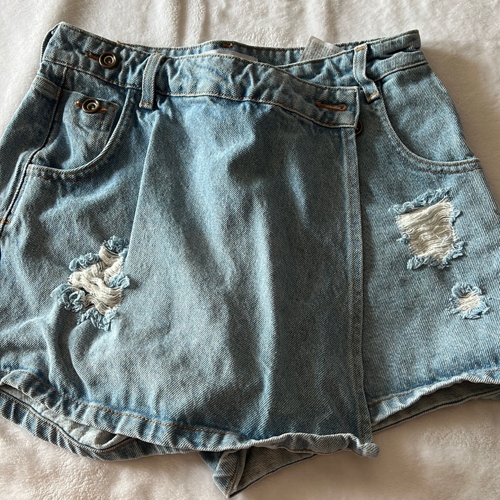 Zara denim skort, never used